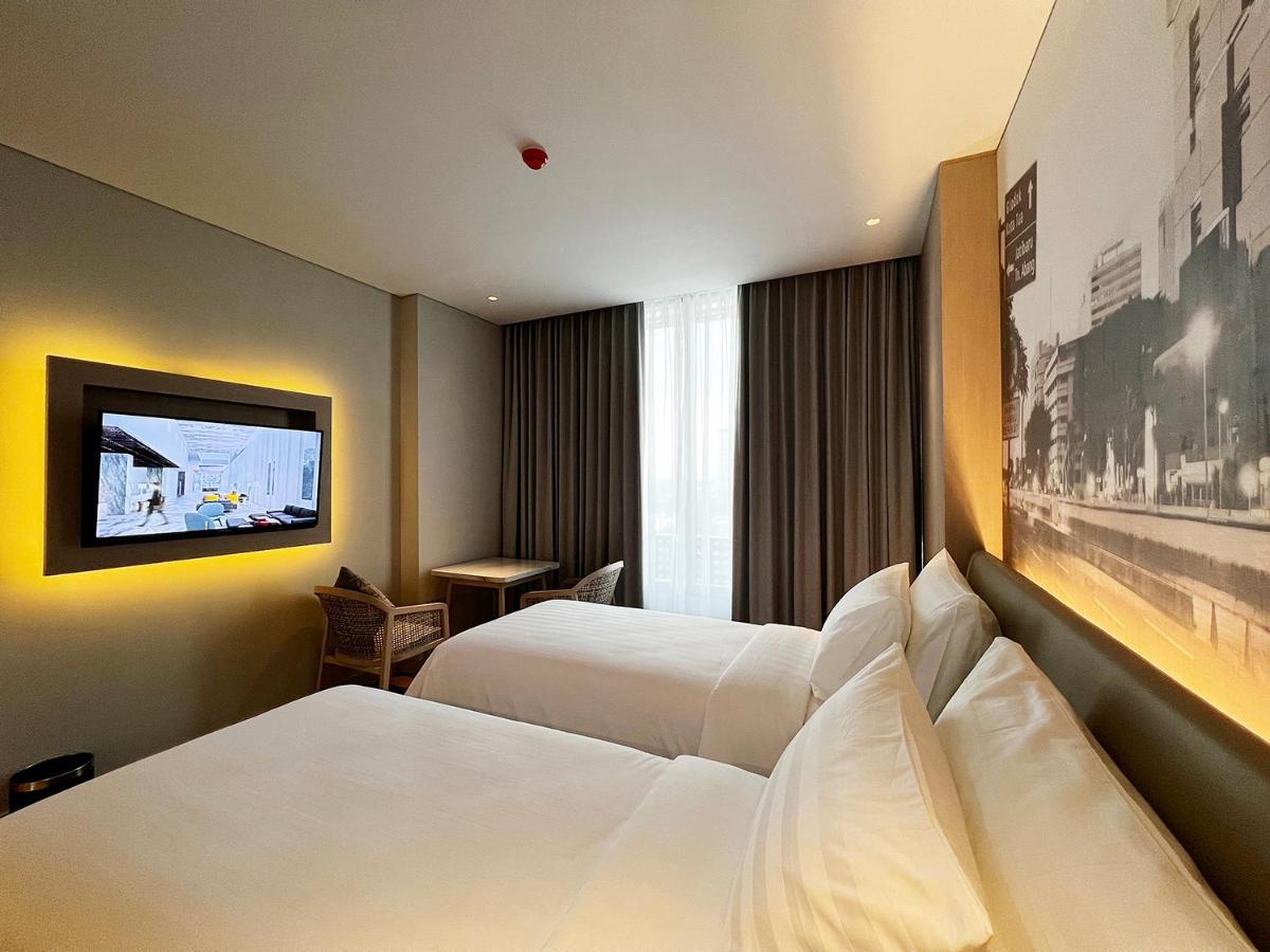 Ra Suites Simatupang Jakarta Exteriör bild