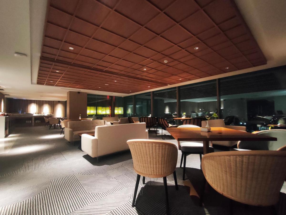 Ra Suites Simatupang Jakarta Exteriör bild