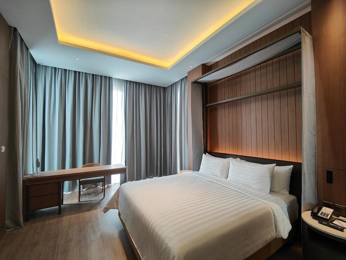 Ra Suites Simatupang Jakarta Exteriör bild