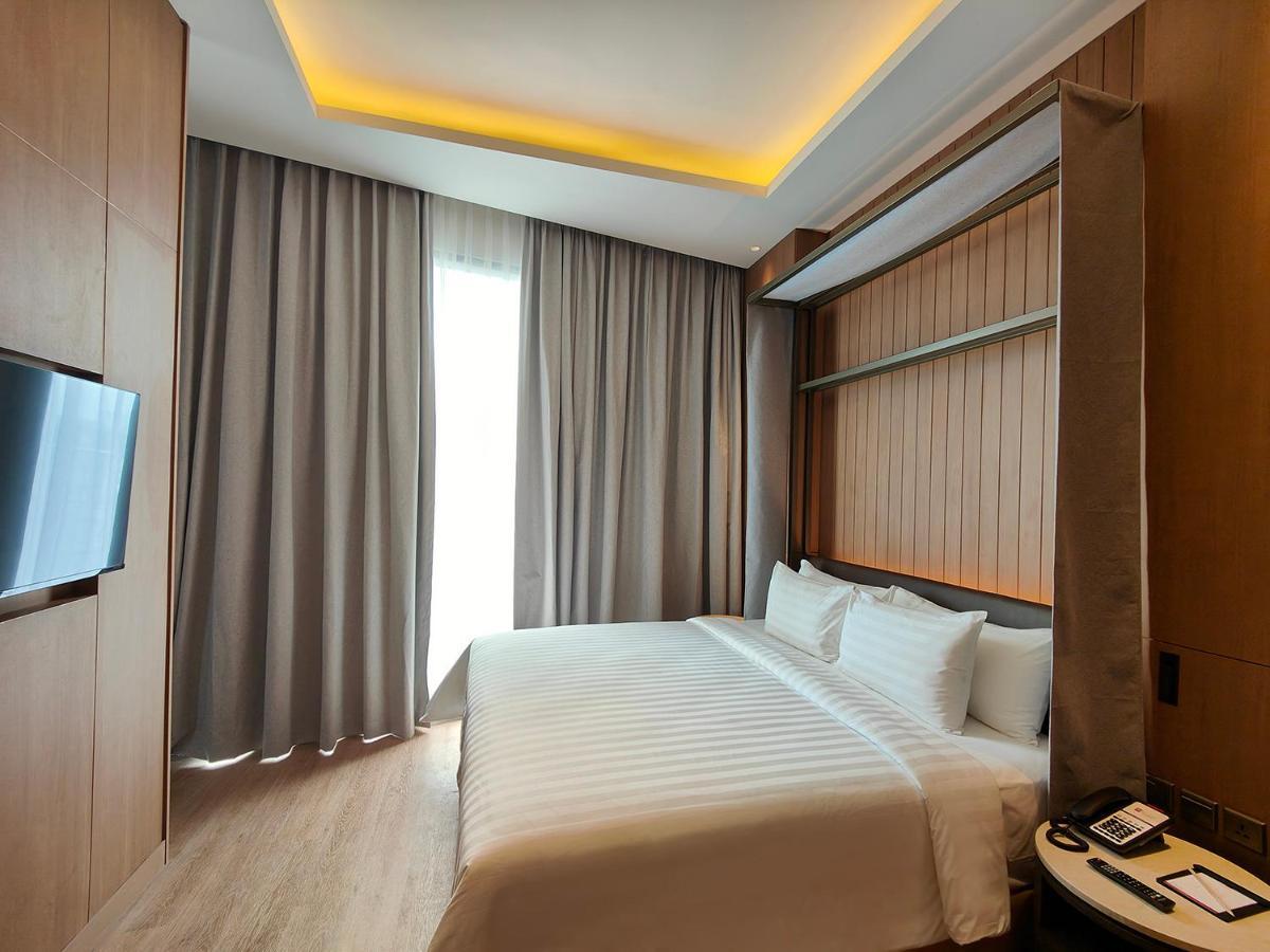 Ra Suites Simatupang Jakarta Exteriör bild