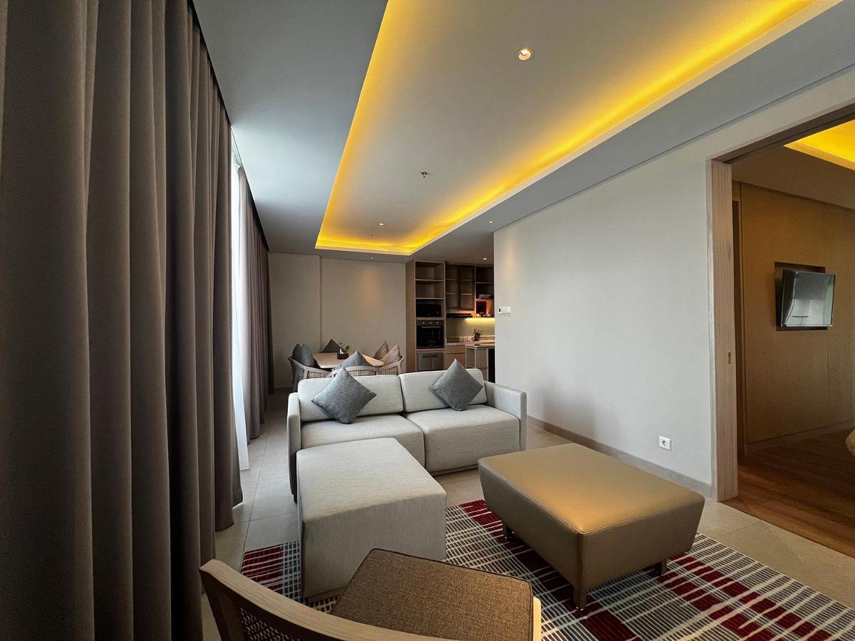 Ra Suites Simatupang Jakarta Exteriör bild