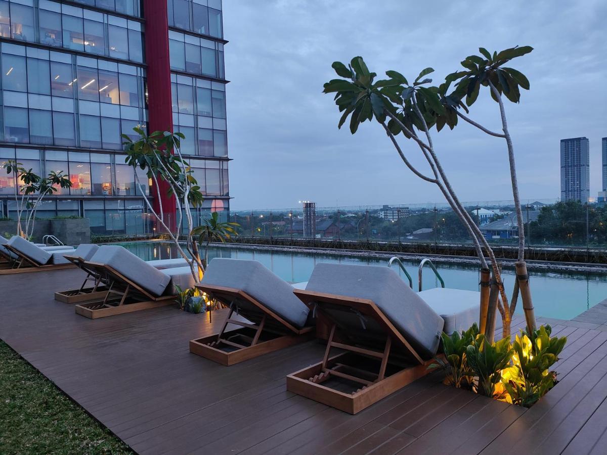Ra Suites Simatupang Jakarta Exteriör bild
