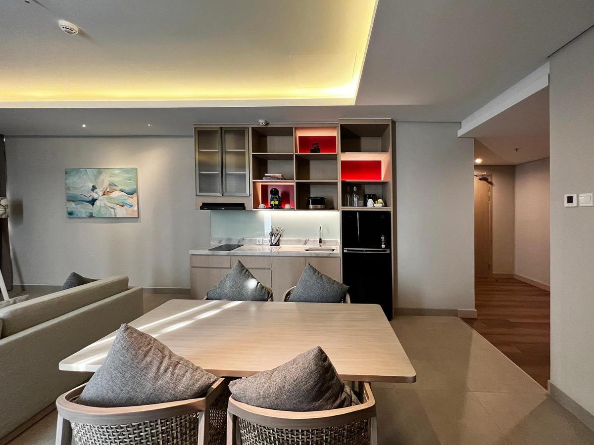 Ra Suites Simatupang Jakarta Rum bild
